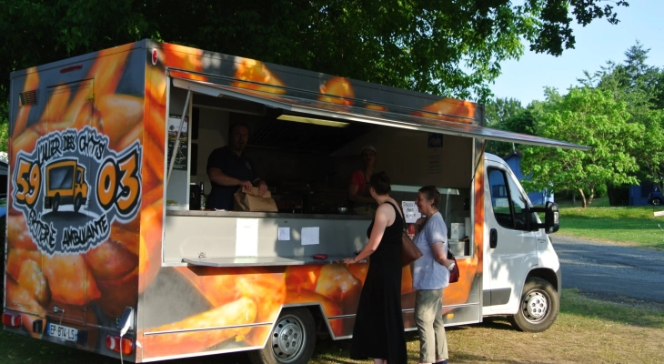 Food Truck, Campingplatz Bourbon-Lancy