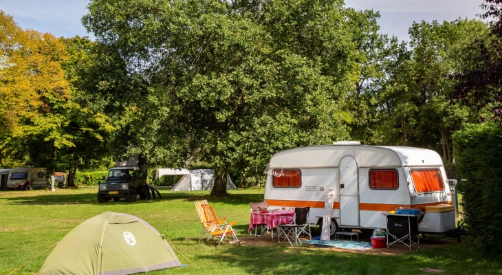 Wohnwagen-Stellplatz, Campingplatz Les Prés