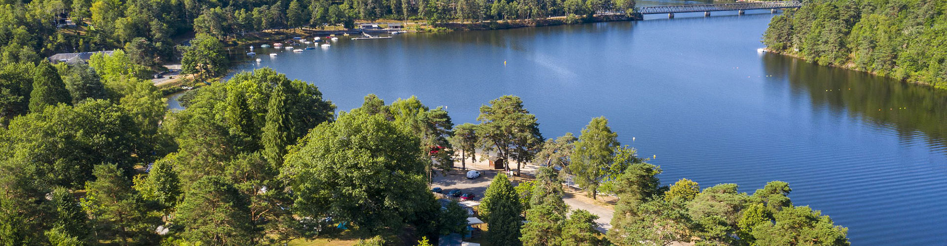 Vue aérienne d'un camping Pet Friendly